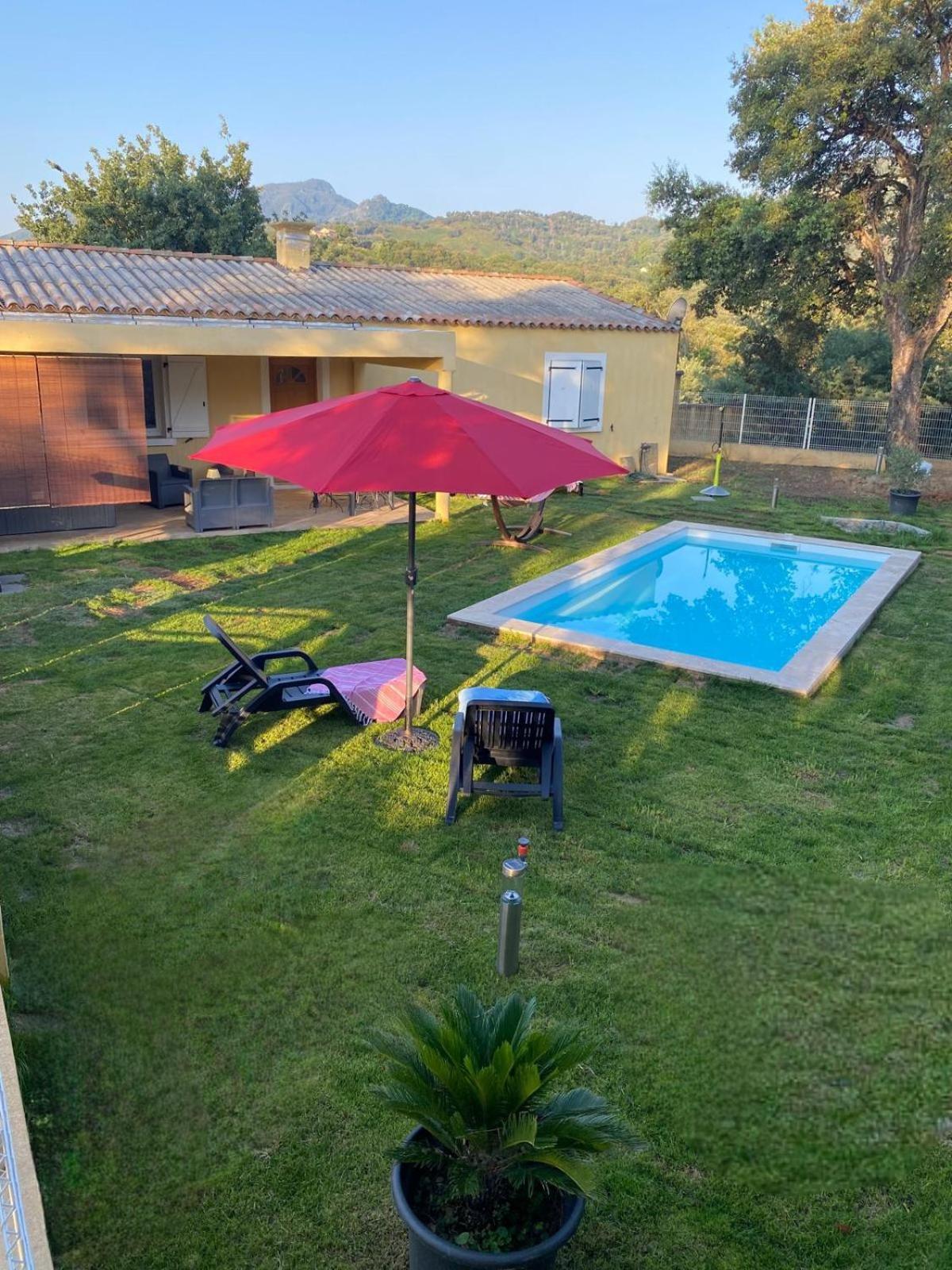 セルヴィオーヌAgreable Rez De Jardin Avec Piscine Et Jacuzziアパートメント エクステリア 写真
